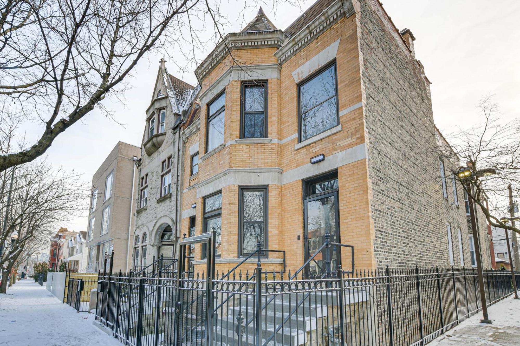 Spacious Condo With Deck About 3 Mi To Downtown Chicago! Dış mekan fotoğraf