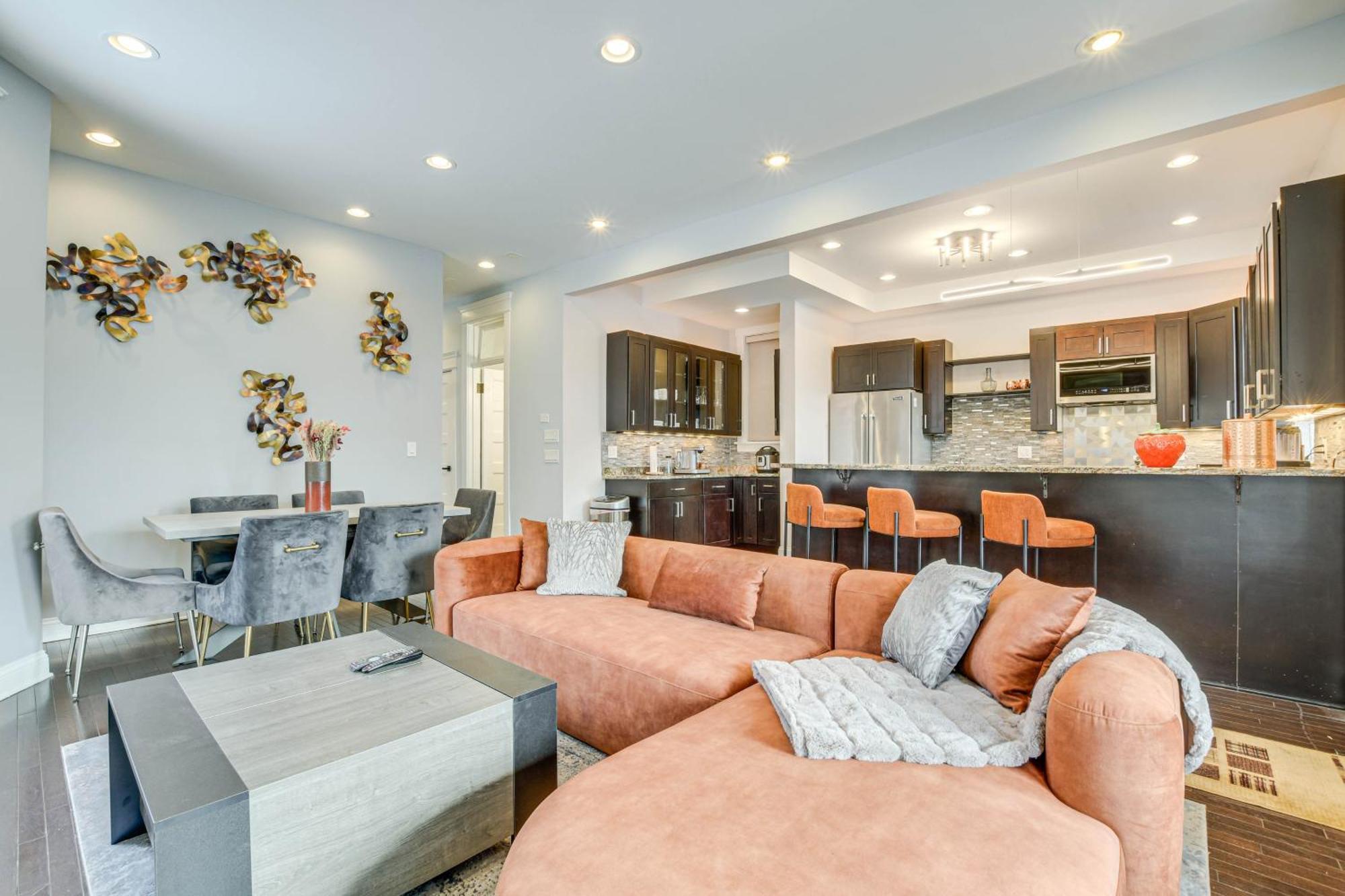 Spacious Condo With Deck About 3 Mi To Downtown Chicago! Dış mekan fotoğraf
